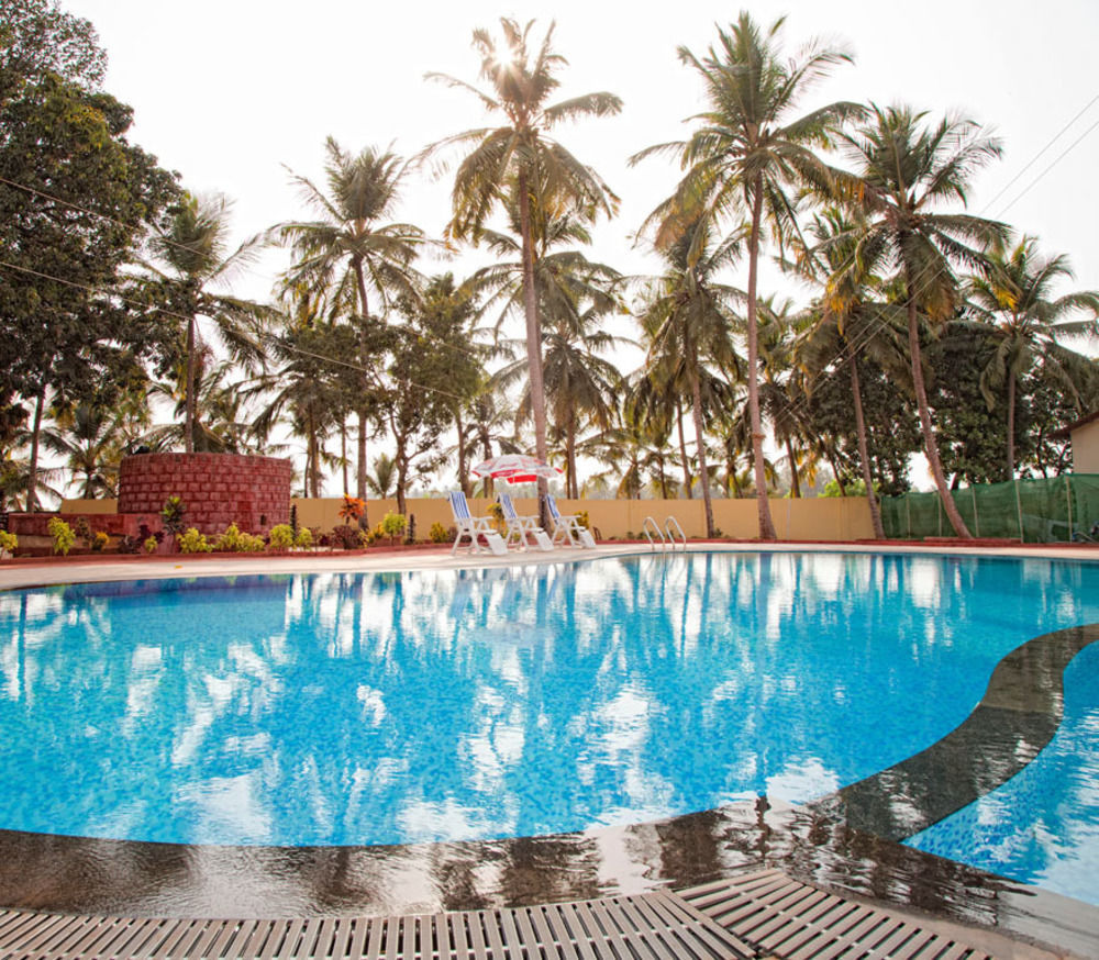 Sterling Karwar Exterior foto